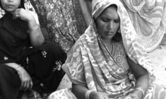 हमरे पति से हमके बचाला
