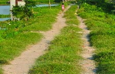 Copy of 398px-Village_Road_-_Bidhannagar_7804