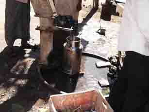 22-08-13 Kasba handpamp