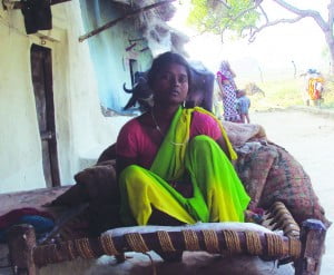 बीमार सावित्री बतावत आपन बीती