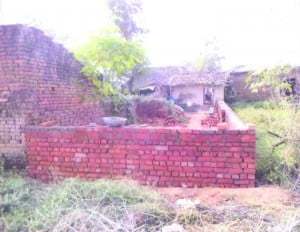 एक घण्टा मा उठाइन घर