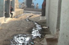 रास्ता में भरत पानी